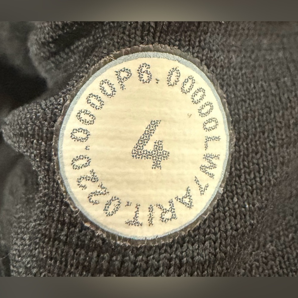 Lululemon Hotty Hot HR 4” inseam - Picture 2 of 2
